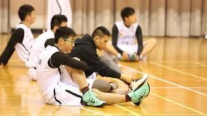 德罗赞次节6中5轰10分，带领国王反超火箭